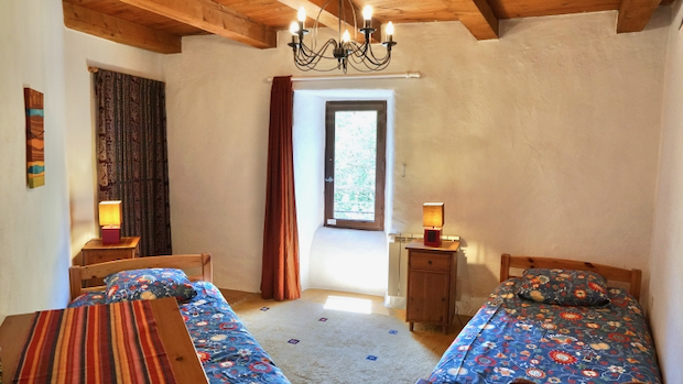 Tourterelle bedroom in Le Pigeonnier